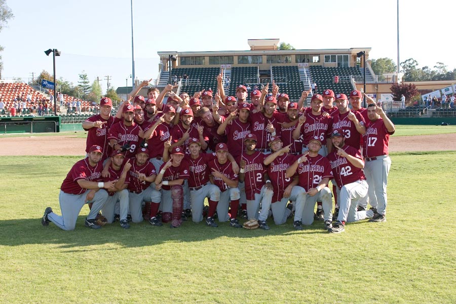 Sierra College baseball team group shot after winning playoff, May 2006