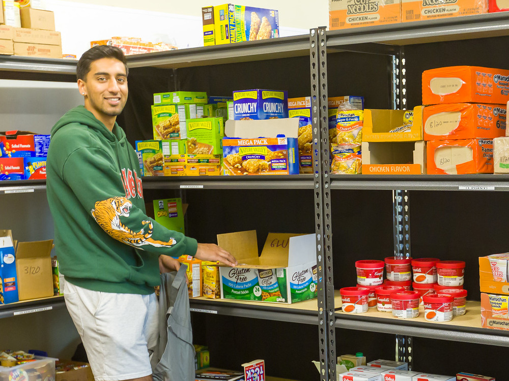 Student in the food pantry