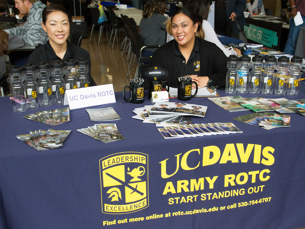 UC Davis Army ROTC representatives helped answer students questions at transfer fair event.
