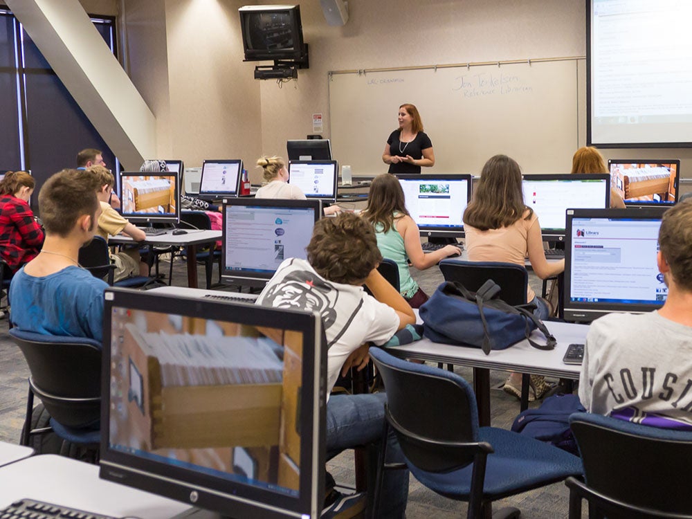 Library staff leading a tutorial in the computer room at the Sierra College Rocklin campus library