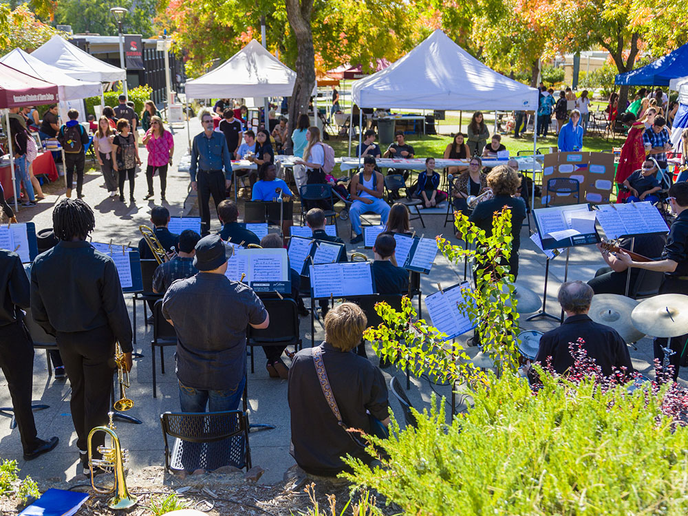Campus event with live music and booths at the quad on the Rocklin campus quad