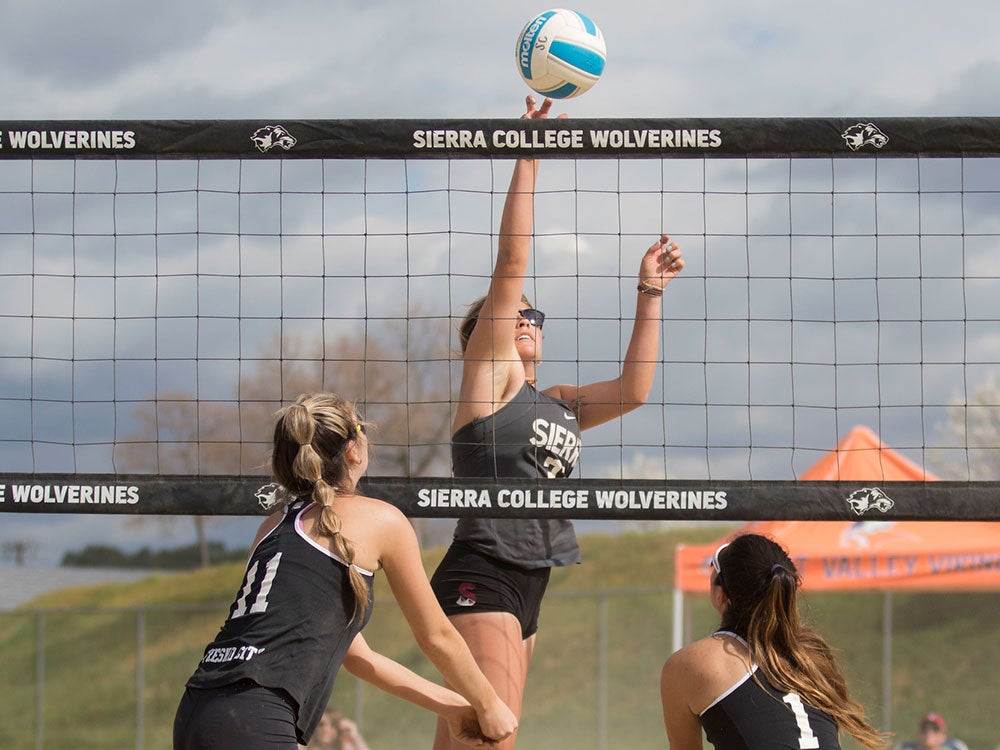 Women's Volleyball team practicing on Rocklin Campus