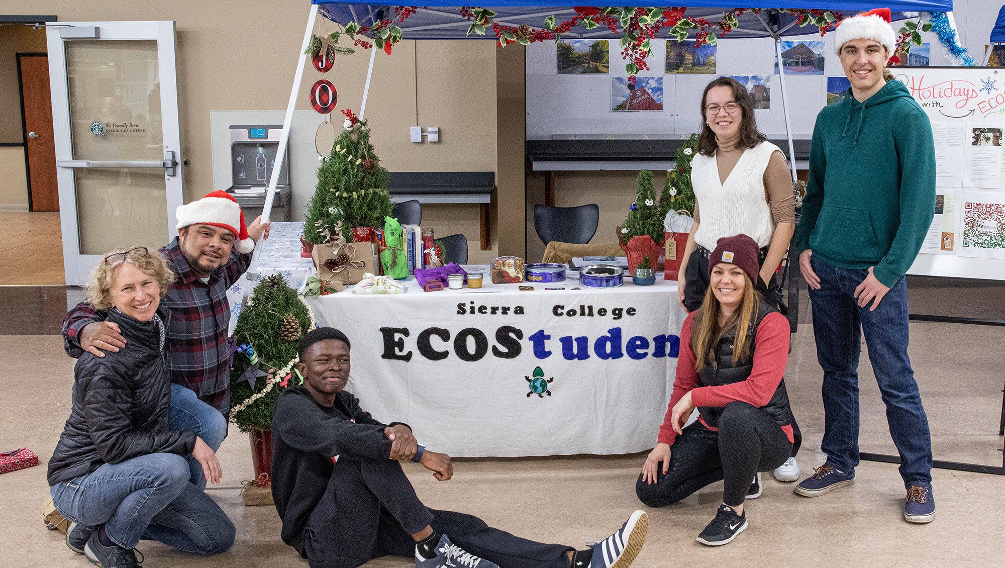 Students in ECOS Club take time out at Winter Fest to Destress campus event