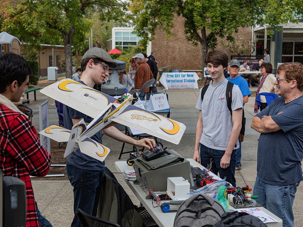 Robotics Club Flickr 52372950369 9ef9c27cf0 K
