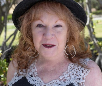 Denise Bushnell Headshot