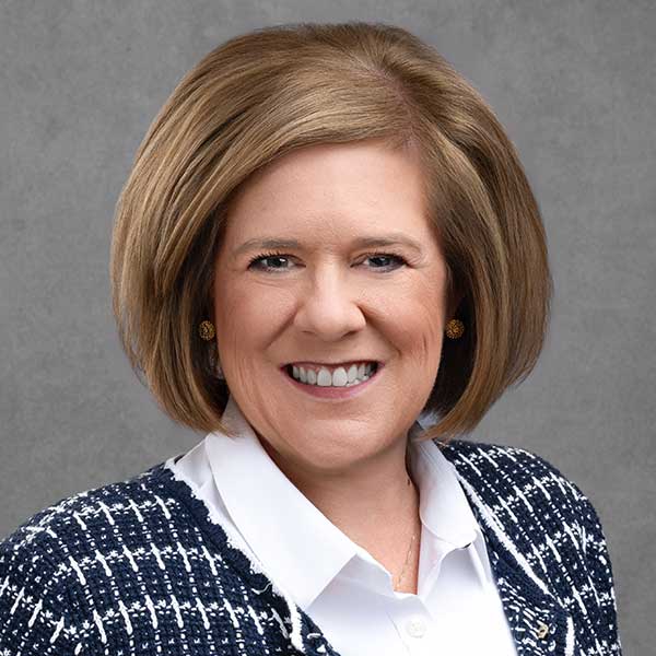 Tammy Powers Headshot