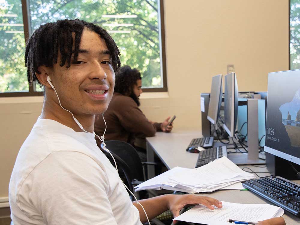 Students using open computer lab in library on Rocklin campus