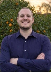 Aaron Oravetz Headshot 